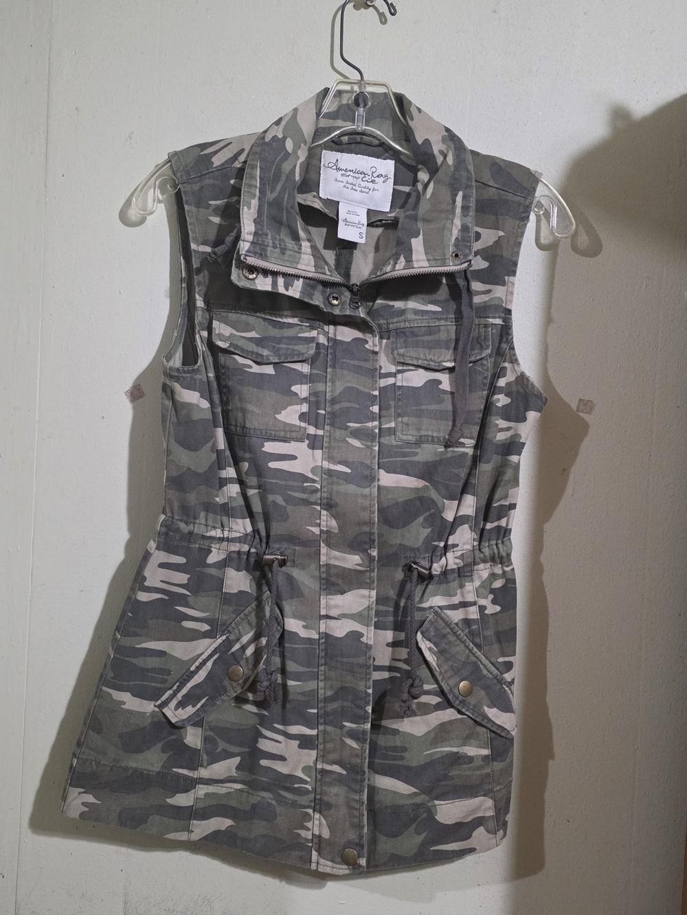 American Rag Sleeveless Camo Drawstring Vest - Green & Tan Used Size S